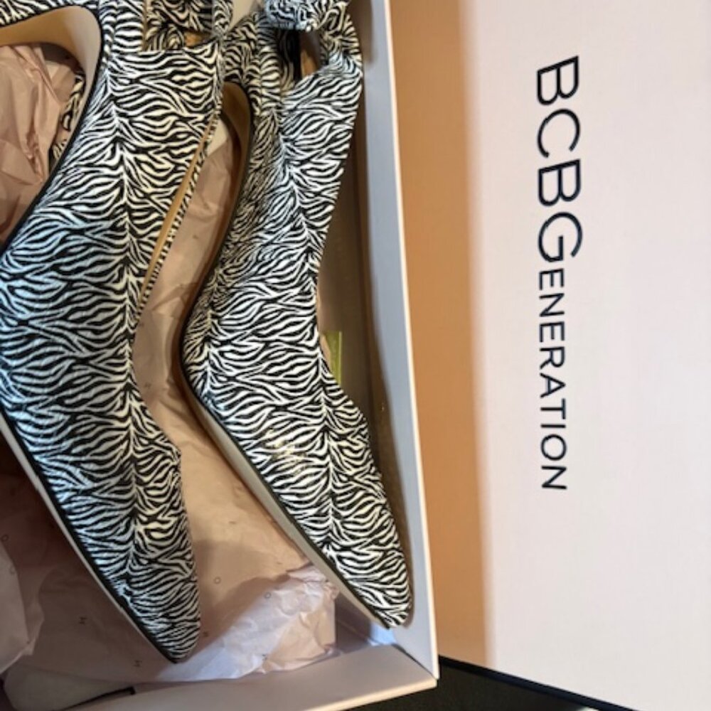 Bcbgeneration Heels Feature A Striking Black-And-… - image 1